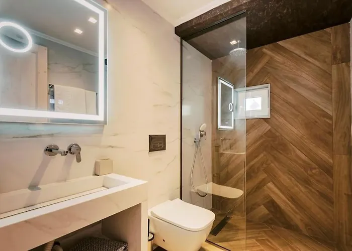 펜션 Myrovolos Luxury Eneida's House *