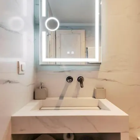 בית נופש Myrovolos Luxury Eneida's House