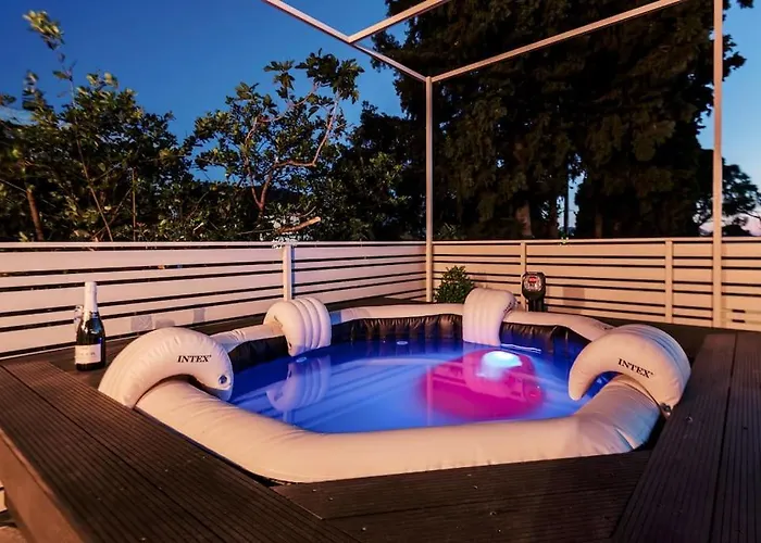 Myrovolos Luxury Eneida's House Prázdninový dům *